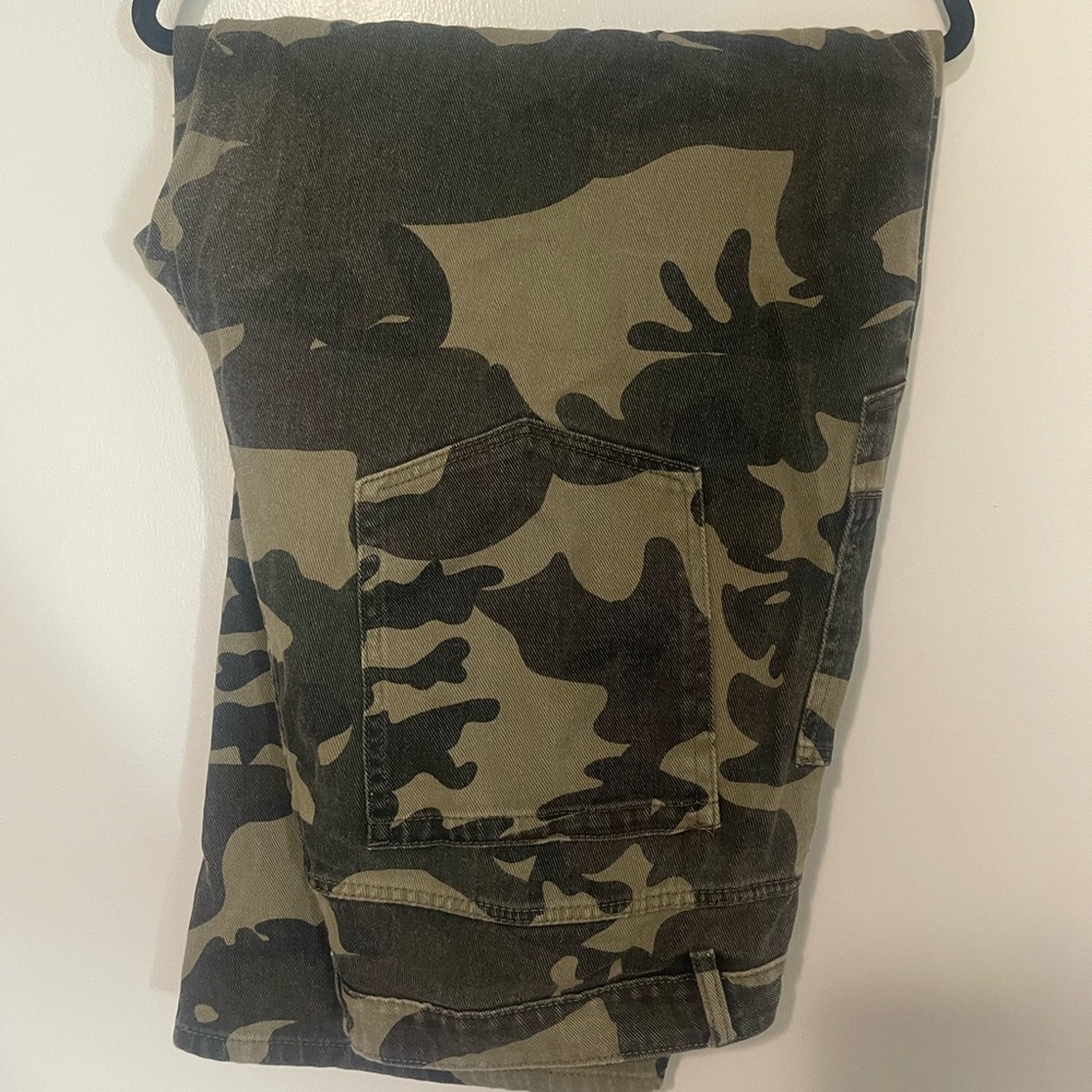 American Bazi Camouflage Cargo Pants